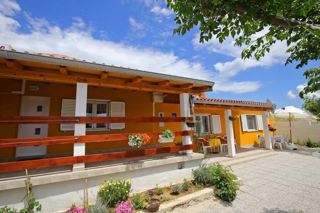 Apartment Marta Razanac Exterior photo
